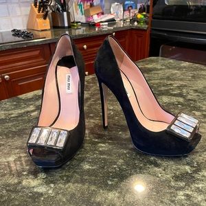 Miu Miu sz 9 crystal rhinestone suede black pump peep toe